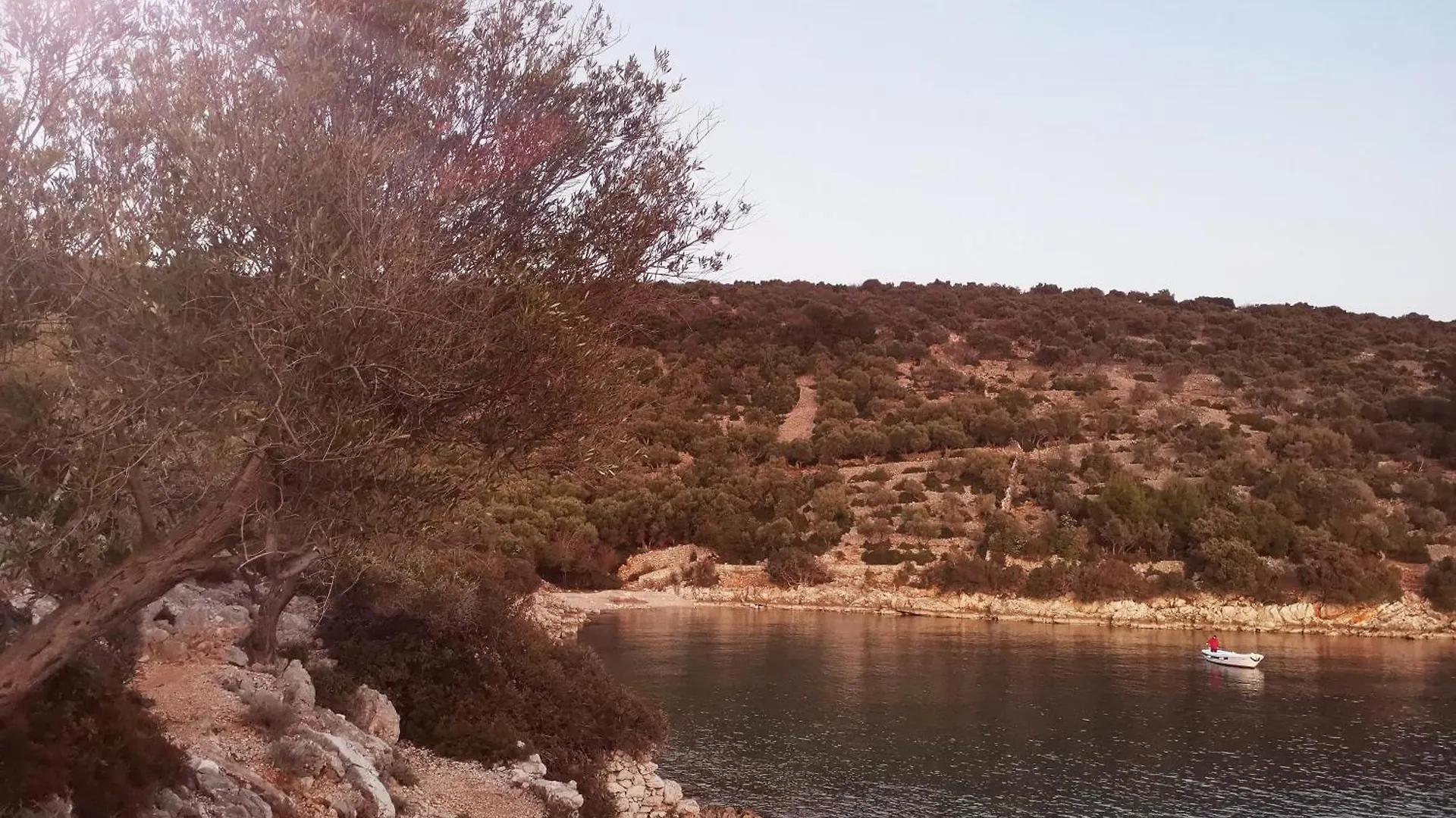 Room No stress on Cres 0*,  Croatia